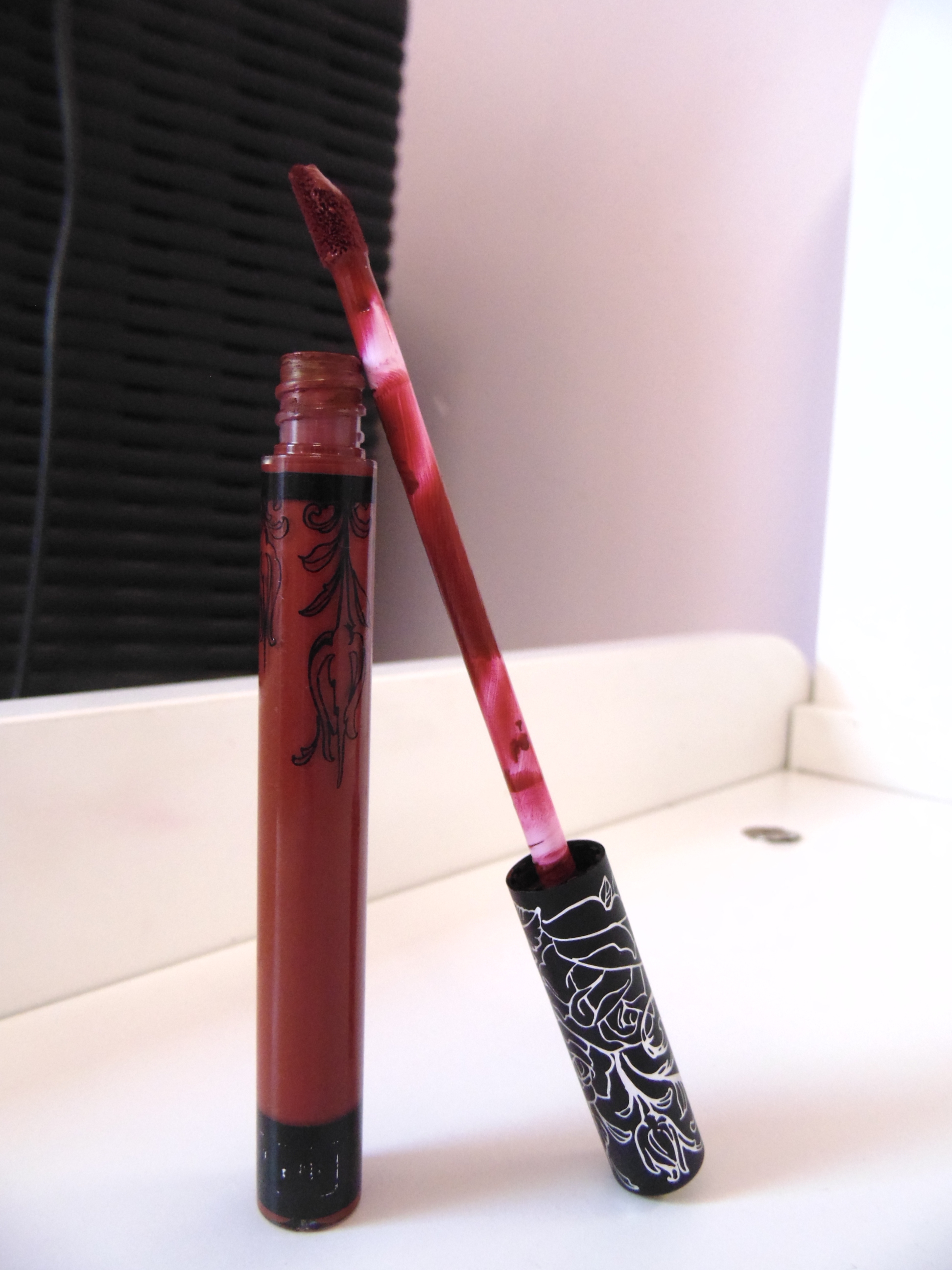 Everlasting Liquid Lipstick Kat von D 4